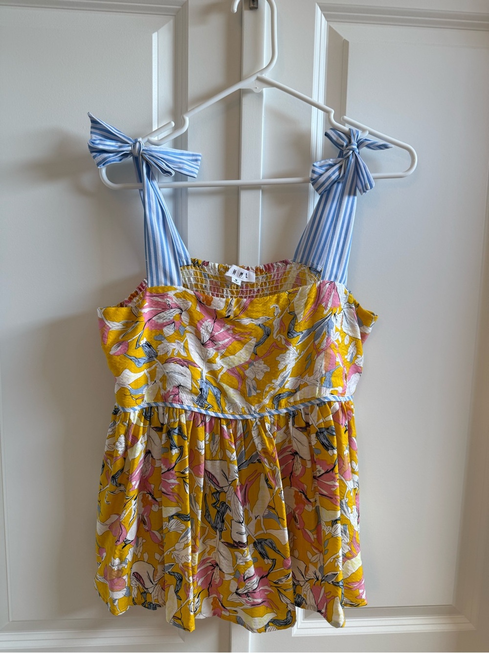 Women’s THML floral tank top size: M